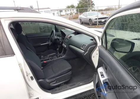 2015 Subaru Xv Crosstrek 2.0I z USA, uszkodzony, nr VIN JF2GPAAC3FG318169